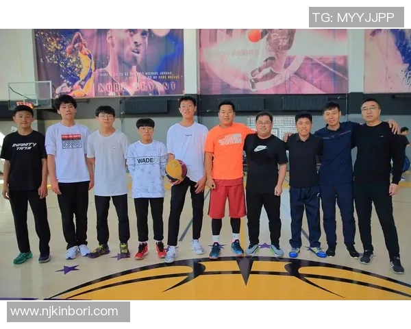 南京篮球队荣登篮球意识排行榜第三名展现卓越团队智慧与实力 南京篮球队荣登篮球意识排行榜第三名展现卓越团队智慧与实力