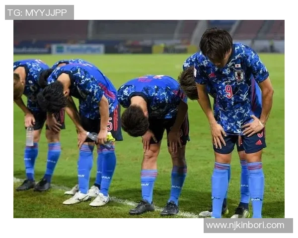 南京足球队在全国锦标赛积分榜上以97分稳居第一名展现强劲实力 南京足球队在全国锦标赛积分榜上以97分稳居第一名展现强劲实力