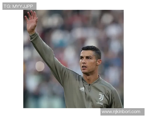 足球巨星C罗精彩瞬间集锦更多高清图片尽在这里 足球巨星C罗精彩瞬间集锦更多高清图片尽在这里